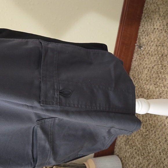 Scrub top - Picture 6 of 11